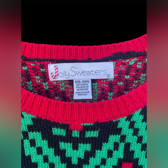 Cool Llama Christmas Sweater - Picture 3 of 6